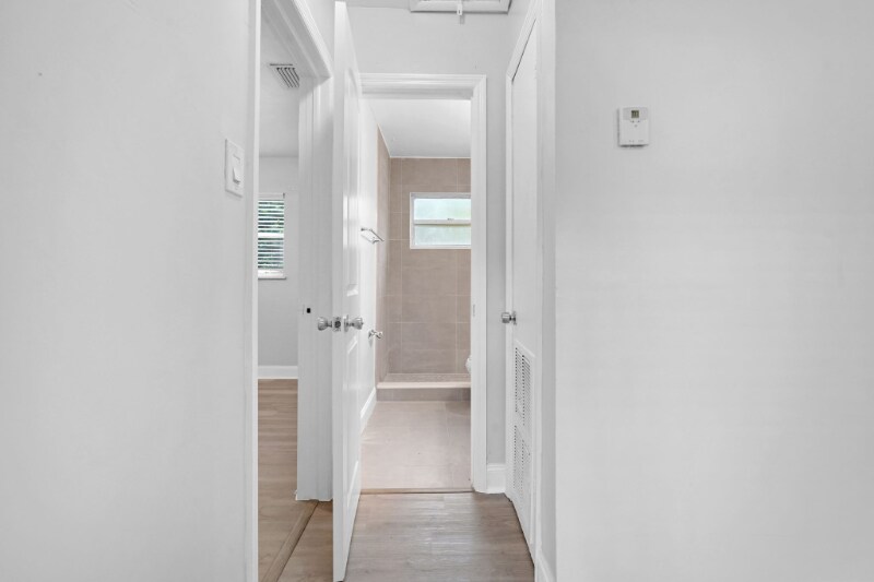 Building Photo - 746 SW 4th St