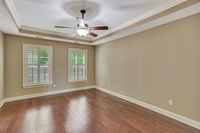 Building Photo - Elevated Home in The Club at Legends Oaks Plantation