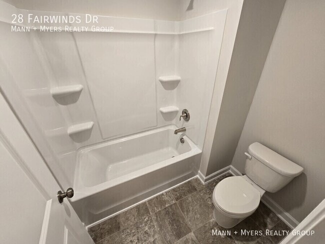 Building Photo - 28 Fairwinds Dr