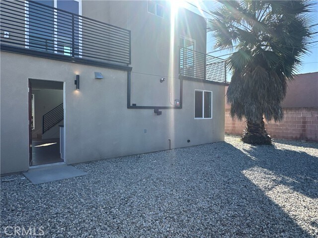 Building Photo - 8727 Dalton Ave