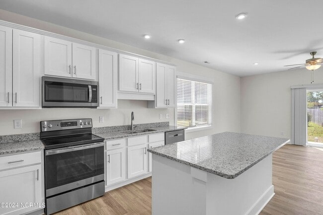 Building Photo - 6328 Beckington Dr