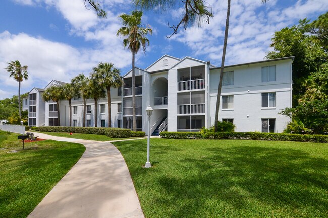 Building Photo - 2504 SE Anchorage Cove
