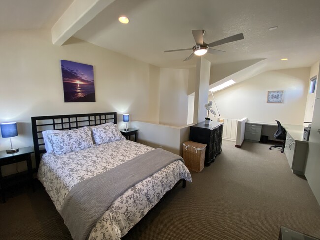 Loft bedroom - 5146 Dorado Dr