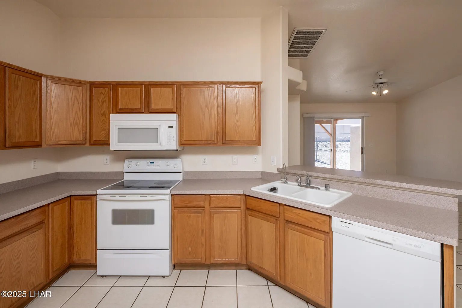 Building Photo - 3188 Desert View Ct