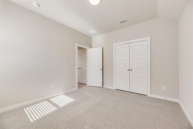 Building Photo - 5511 Chasewood Dr