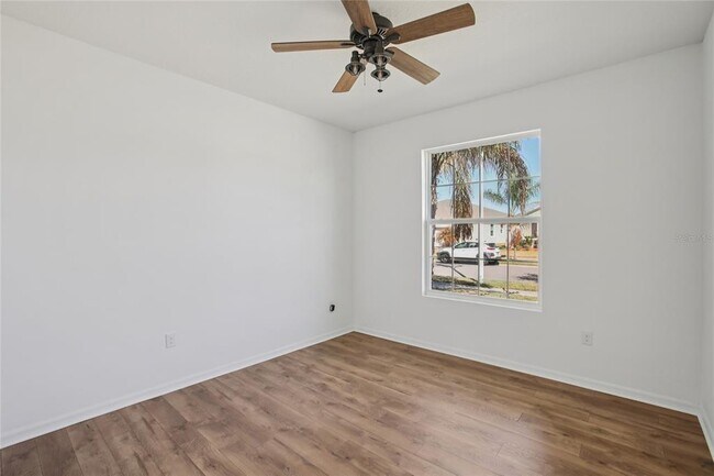 Building Photo - 10747 Laxer Cay Loop