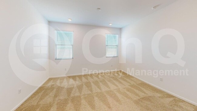 Building Photo - 7110 W Ferntree Ln