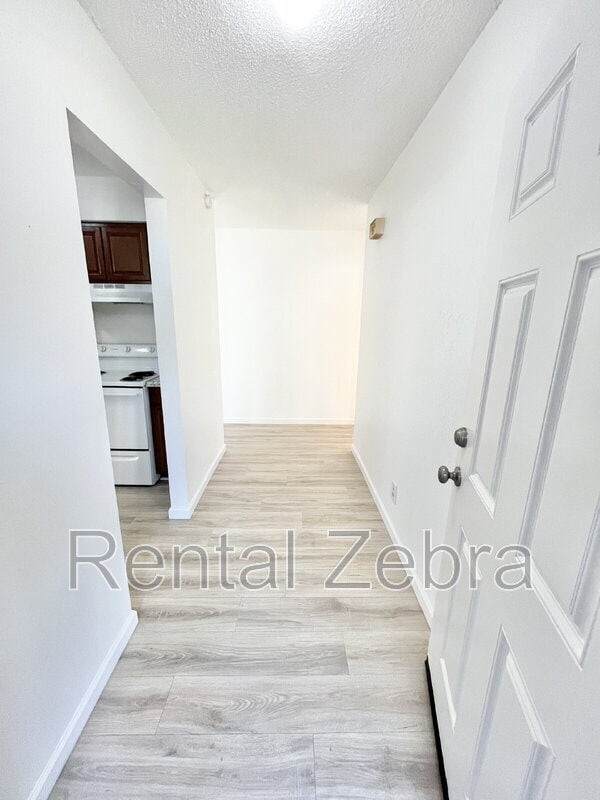 Building Photo - 2747 Branco Ave