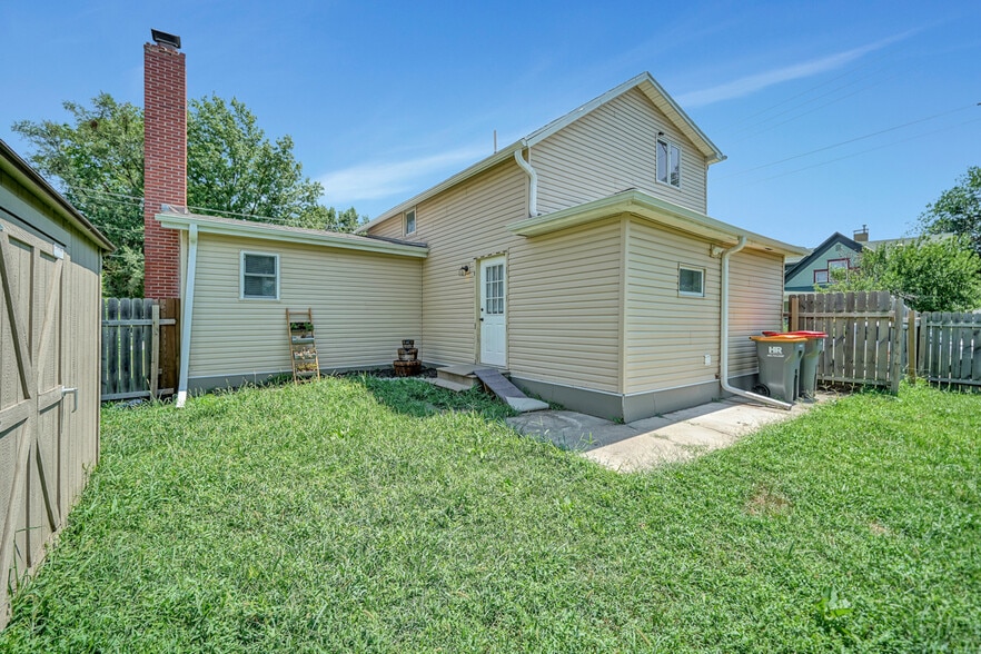 Building Photo - 1001 N 29th St