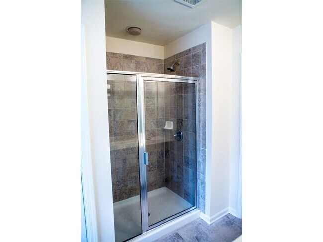 Building Photo - 6078 Kentons Ln