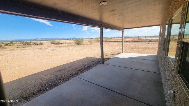 Building Photo - 24508 W Duane Ln