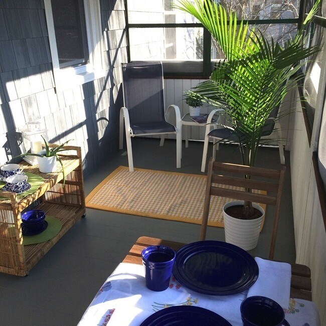 Building Photo - 12 White Ave