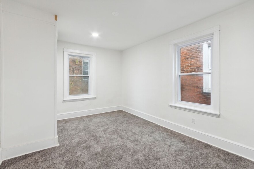 Building Photo - 6202 Callowhill St