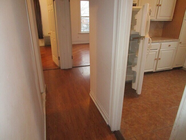 Building Photo - 6825 7th Ave