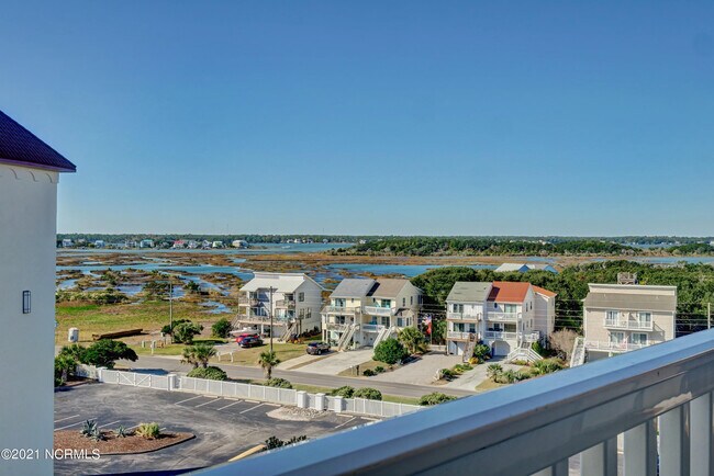Building Photo - 2000 New River Inlet Rd