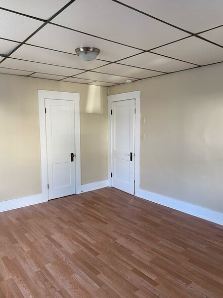 Building Photo - 575 Rockingham St
