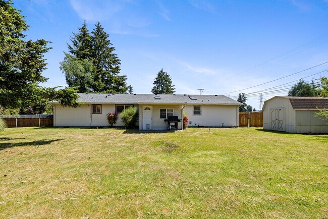 Building Photo - 17916 40th Ave E