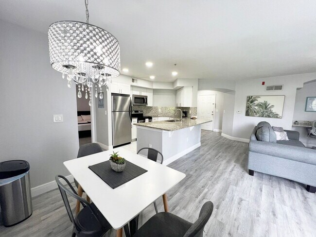 Building Photo - 7250 Westpointe Blvd