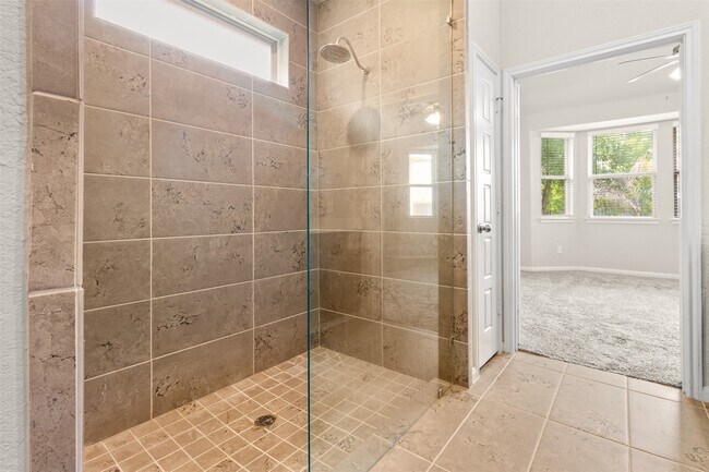 Building Photo - 25008 Calais New Ct