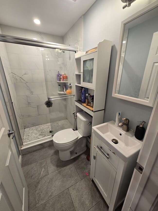 Building Photo - WOW!  RENOVATED 4 BED/2 BATH RIGHT BY B.U.