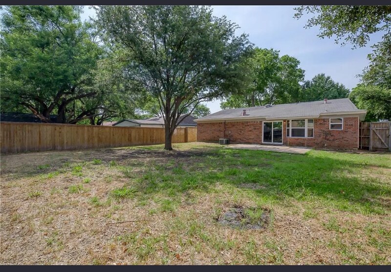 Building Photo - 5717 Macrae St