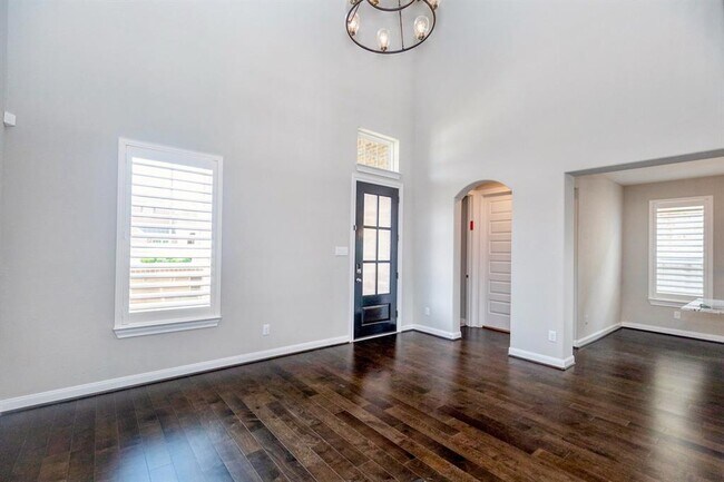 Building Photo - 4107 Willow Wind Ct