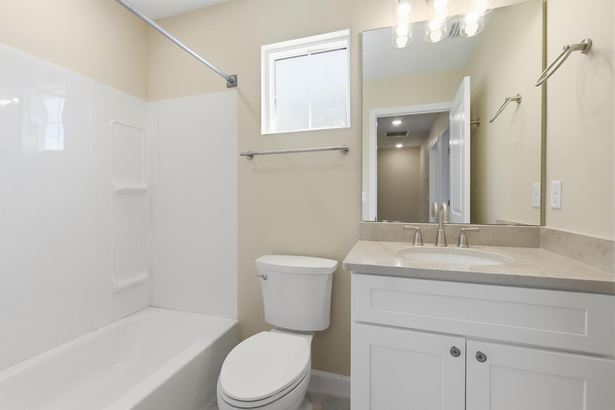 Building Photo - 216 S Florida Ave