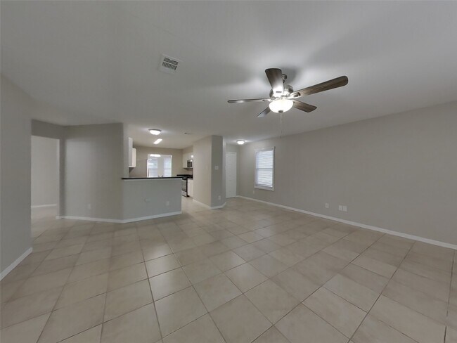 Building Photo - 16821 Greenhouse St