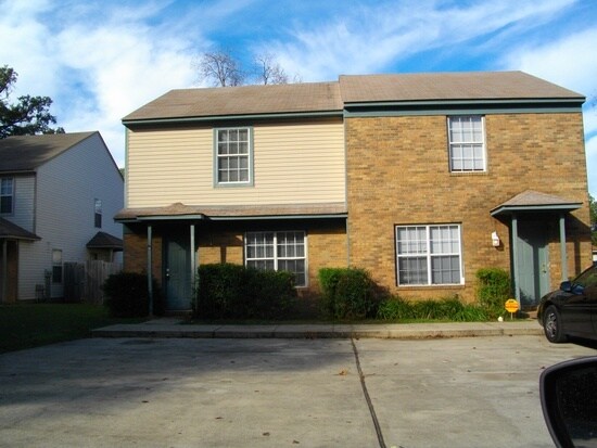 Building Photo - 2681 Tess Cir