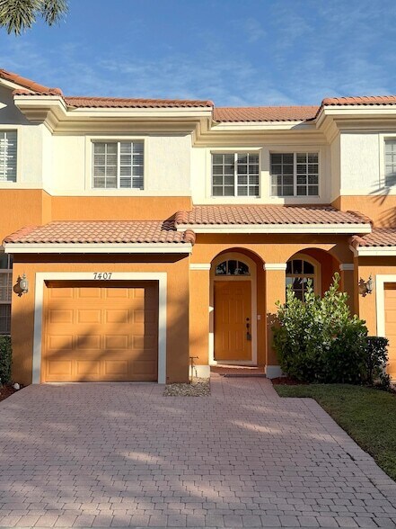 Building Photo - 7407 Briella Dr