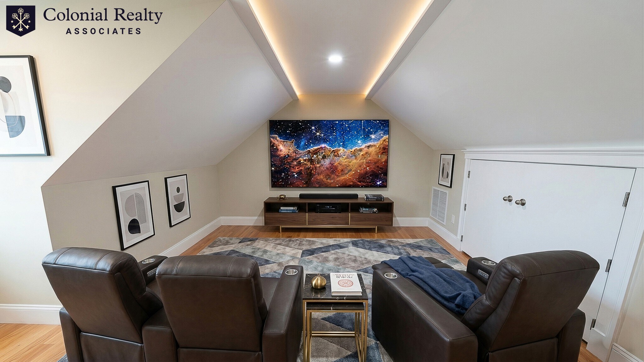 Building Photo - 42 Parsons St