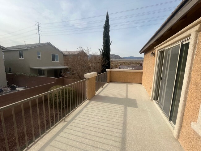 Building Photo - 2 Story-Single Family Home Located in Providence