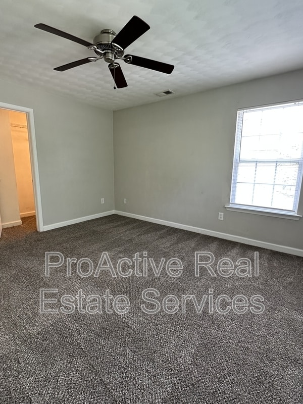 Building Photo - 5208 Pirata Pl