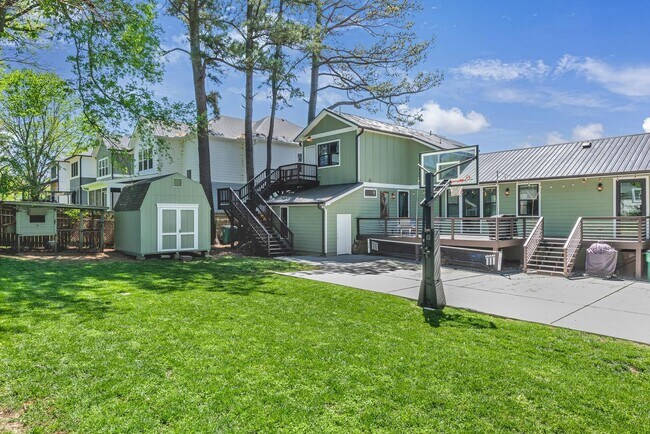 Building Photo - 6416 Edsel Dr