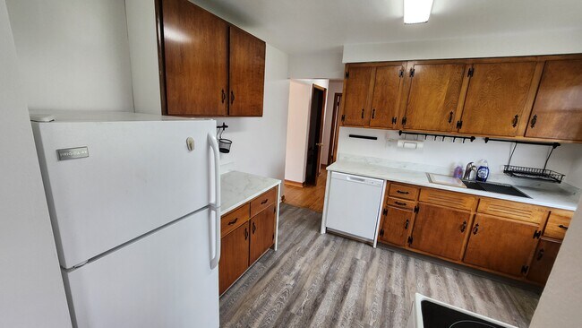 Kitchen - 8446 Clough Pike
