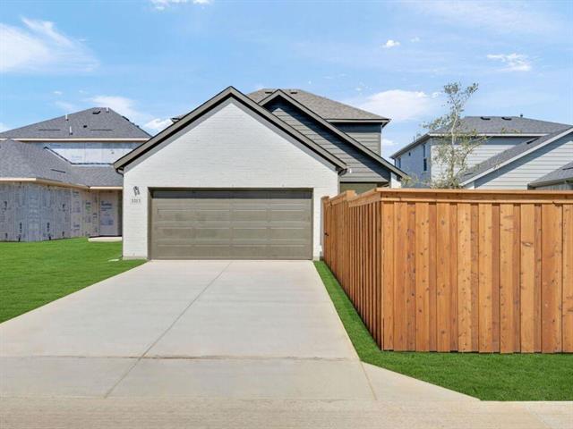 Building Photo - 3313 Little Bluestem Rd