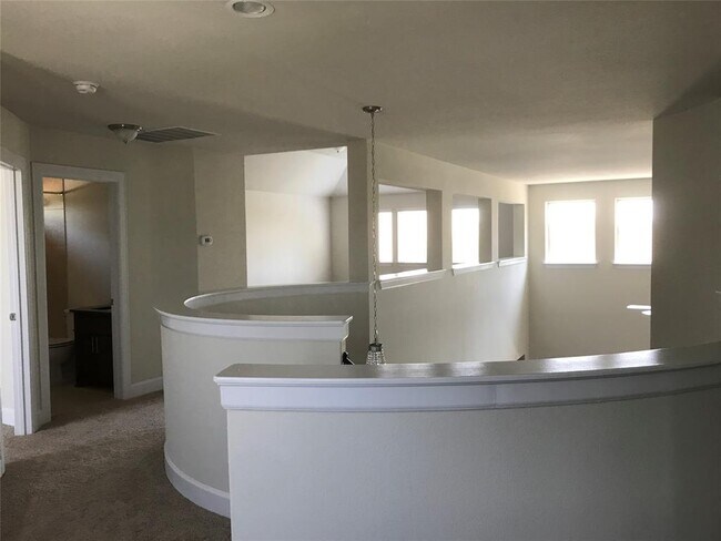 Building Photo - 209 Lockhart Lp