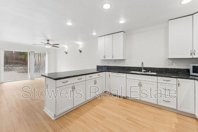 Building Photo - 2406 Talavera Dr