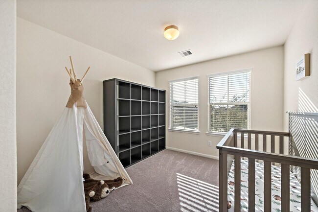 Building Photo - 2815 Bottiglia Wy