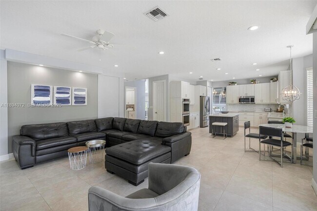 Building Photo - 11750 Bayfield Dr