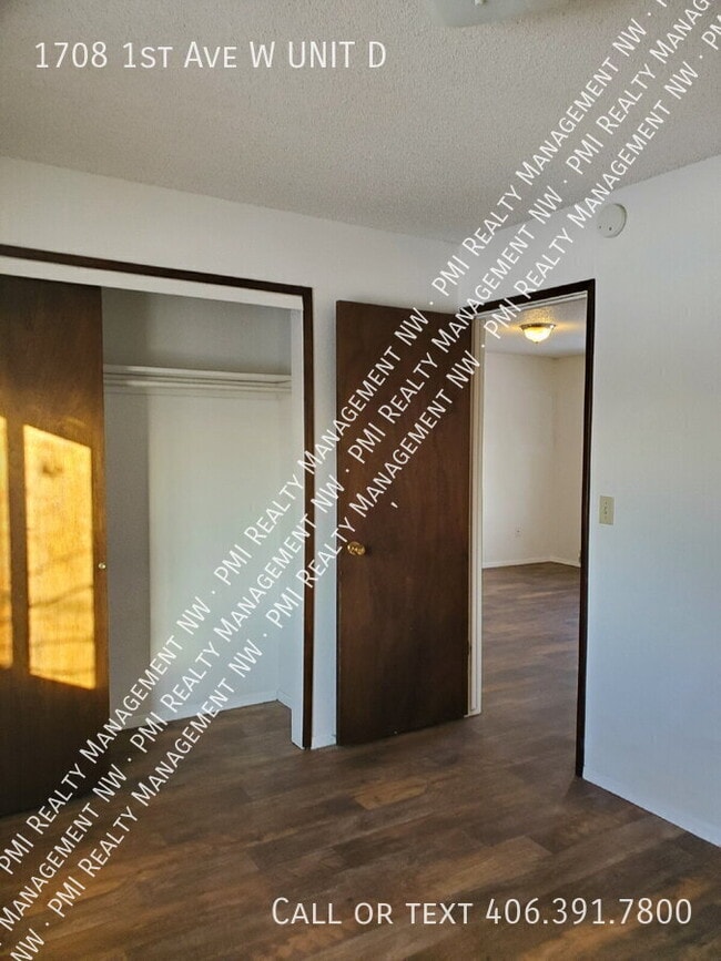 Building Photo - 1708 1st Ave W