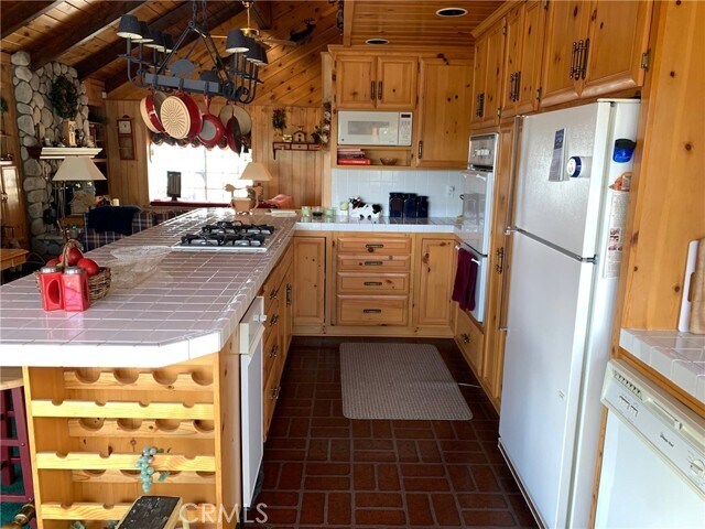 Building Photo - 1136 Mt Verdi Rd