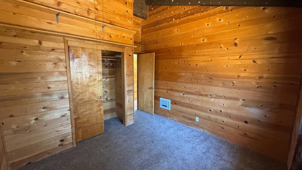 Building Photo - 2805 Arctic Dr