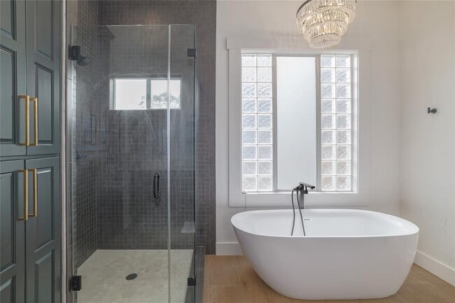 Building Photo - 1128 Thurman Bluff Dr