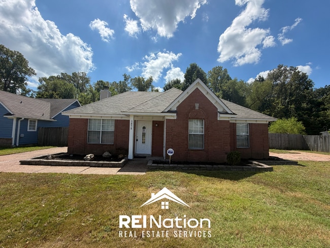 Building Photo - MILLINGTON GEM! 3BR/2BA w/ Vaulted Ceilings & Brick Fireplace | Fenced Yard!
