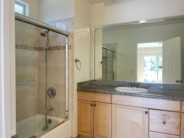 Building Photo - 4439 Alta Canyada Rd