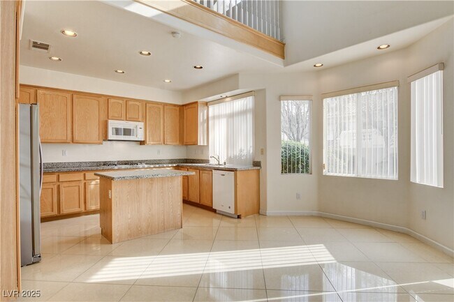 Building Photo - 9537 Gainey Ranch Ave