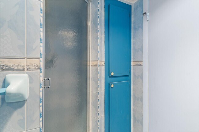 Building Photo - 3020 Marcos Dr