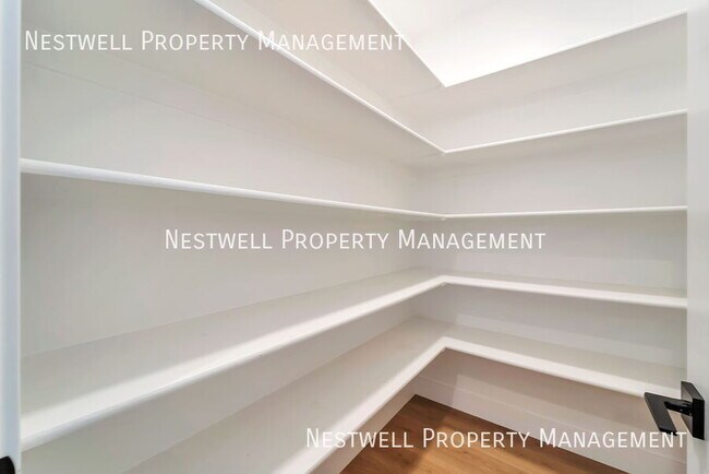 Building Photo - 10907 Paddle Board Way