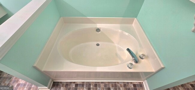 Building Photo - 45 Chemin Pl